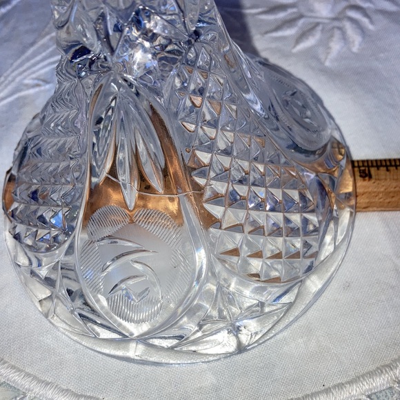 LEAD CRYSTAL candlestick with 3 etched roses and diamond design  $44 - Picture 4 of 4